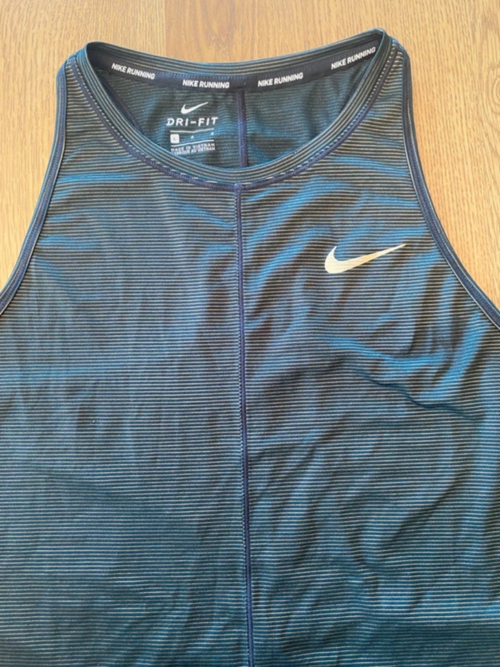 Nike Dri-Fit Running Tank Black and Metallic Gold Large